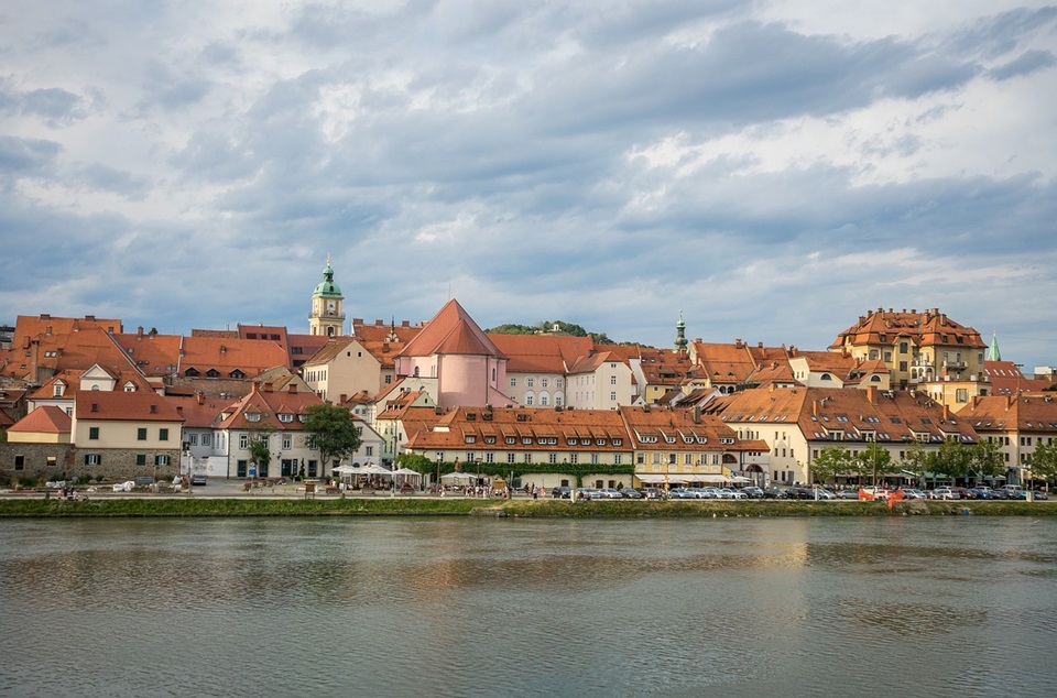 prosta delovna mesta Maribor