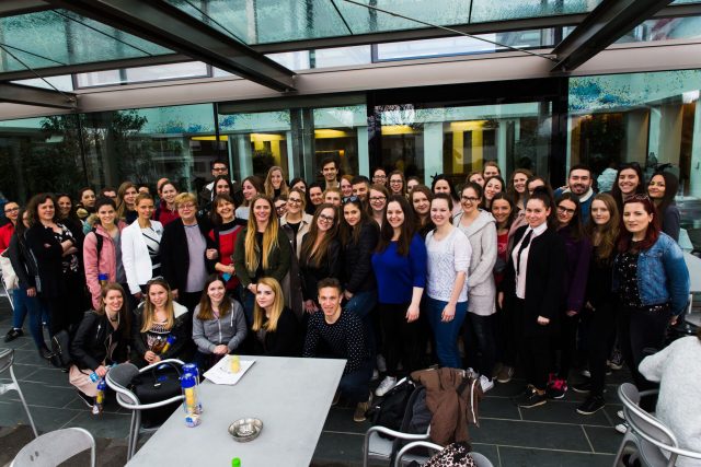 ||Skupinska fotografija udeležencev ekskurzije||||