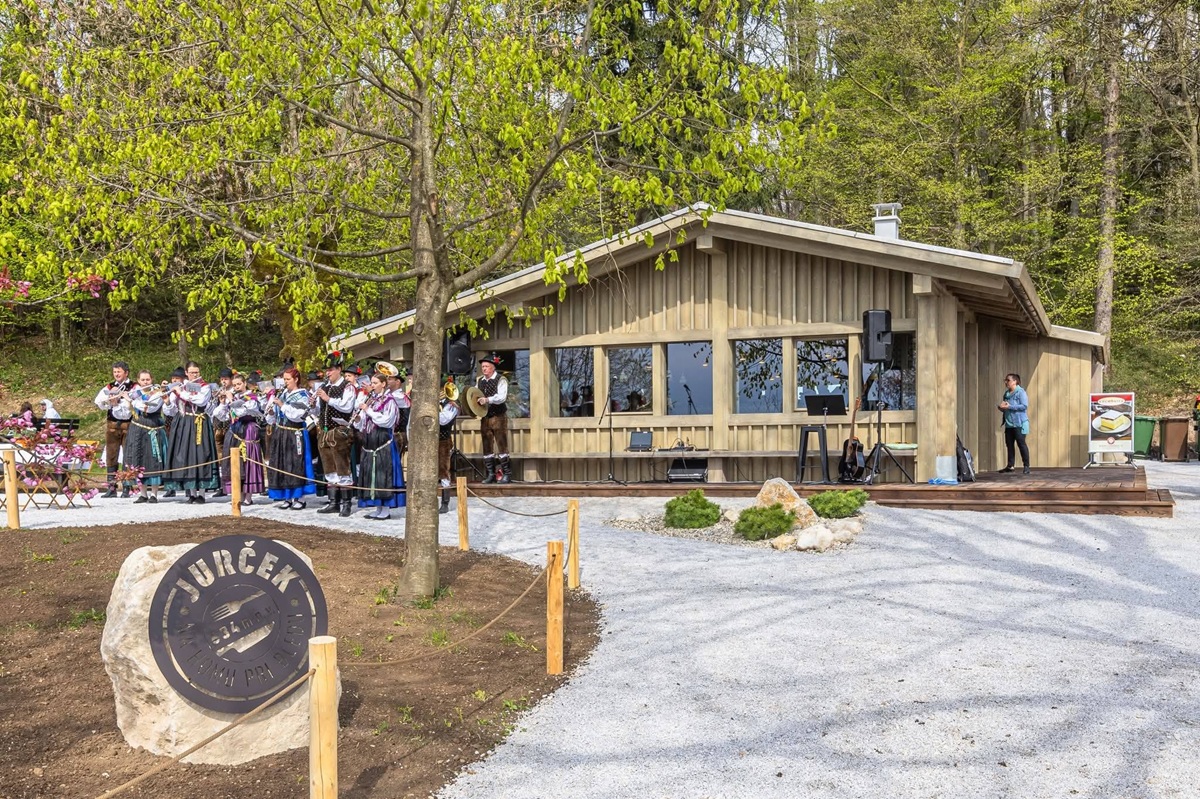 Jurcek na Homu pri Bledu